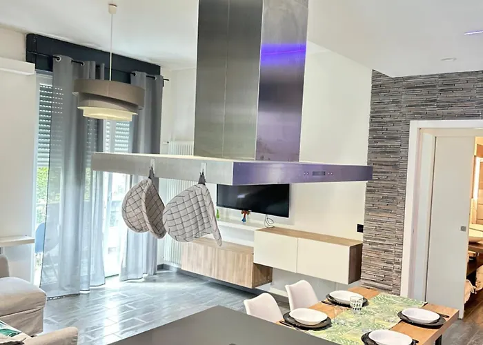 House דירה