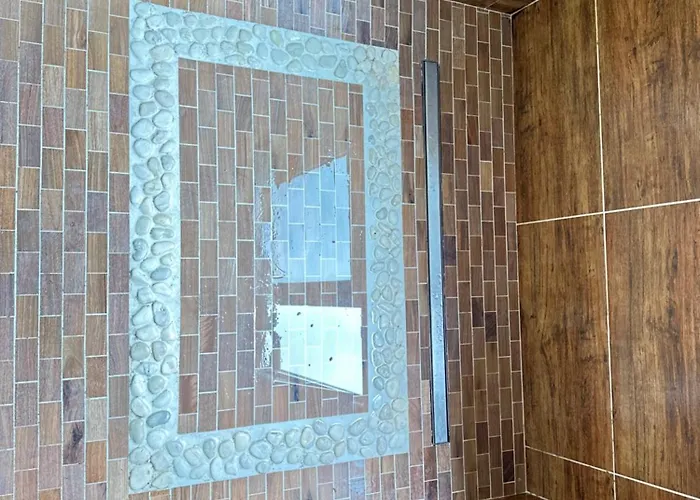 דירה House *